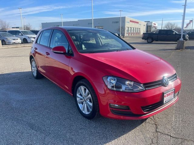 2017 Volkswagen Golf 