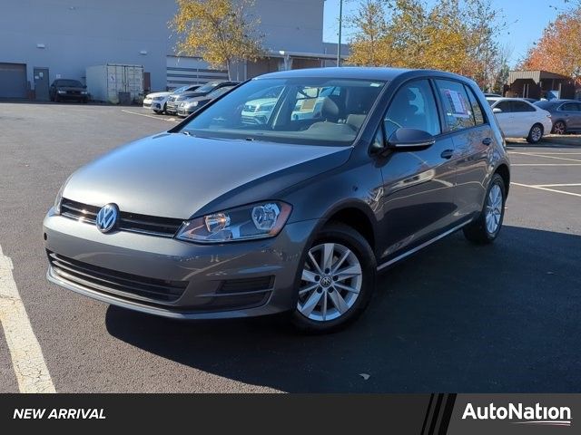 2017 Volkswagen Golf S