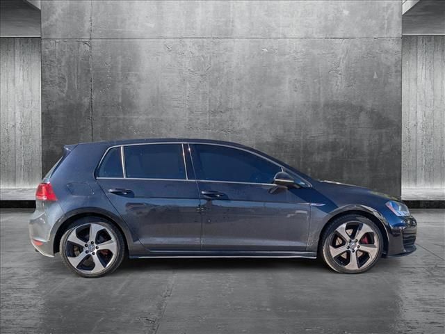 2017 Volkswagen Golf GTI S