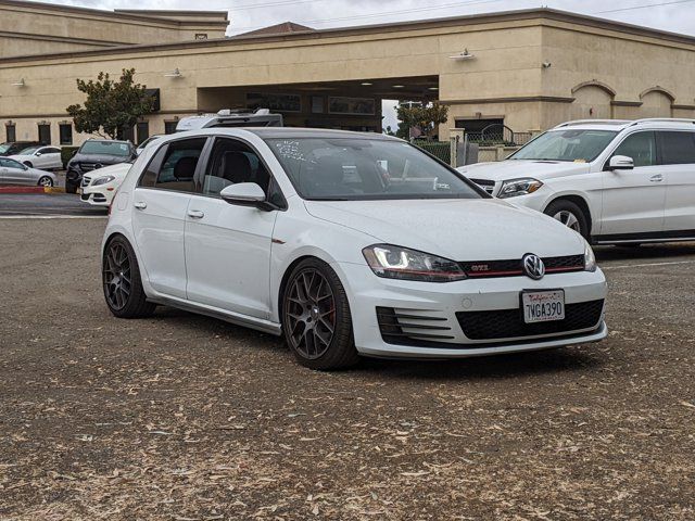 2017 Volkswagen Golf GTI S