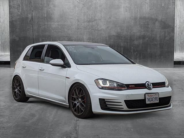 2017 Volkswagen Golf GTI S