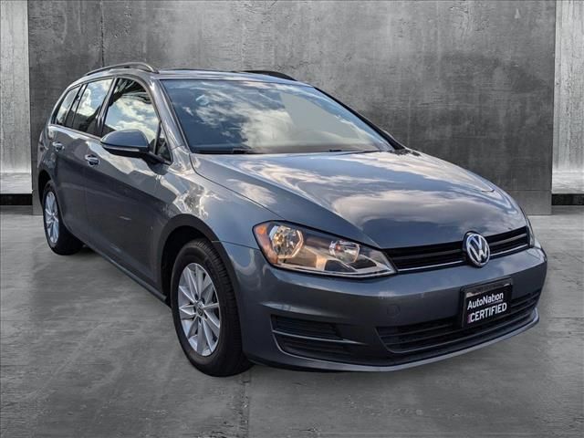 2017 Volkswagen Golf SportWagen S