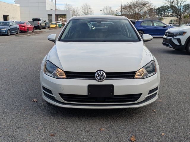 2017 Volkswagen Golf SE