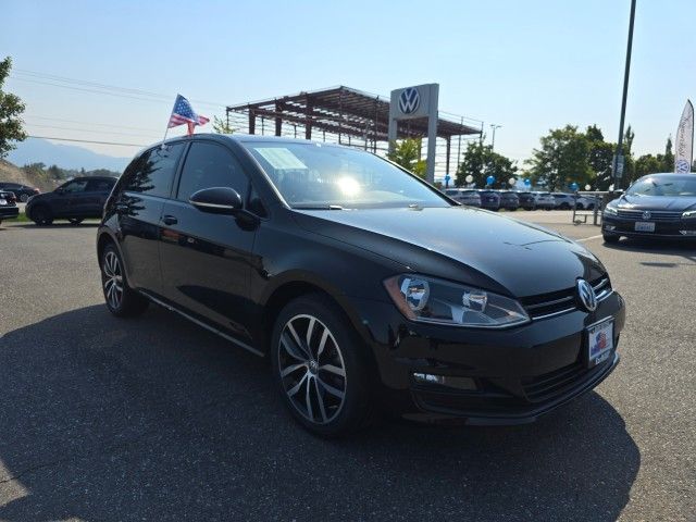 2017 Volkswagen Golf SE