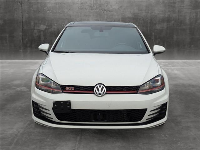 2017 Volkswagen Golf GTI SE