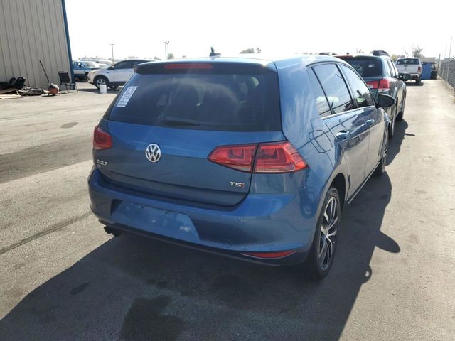 2017 Volkswagen Golf SE