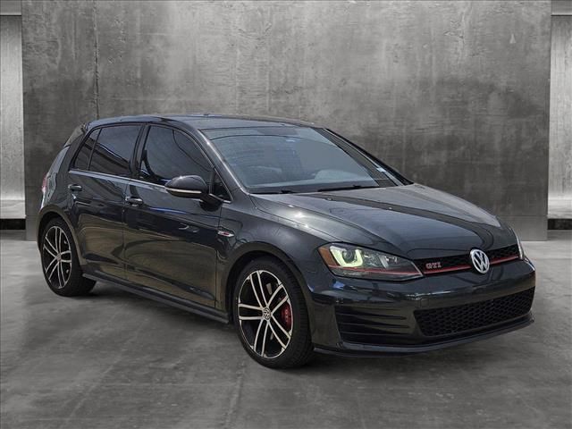 2017 Volkswagen Golf GTI Sport