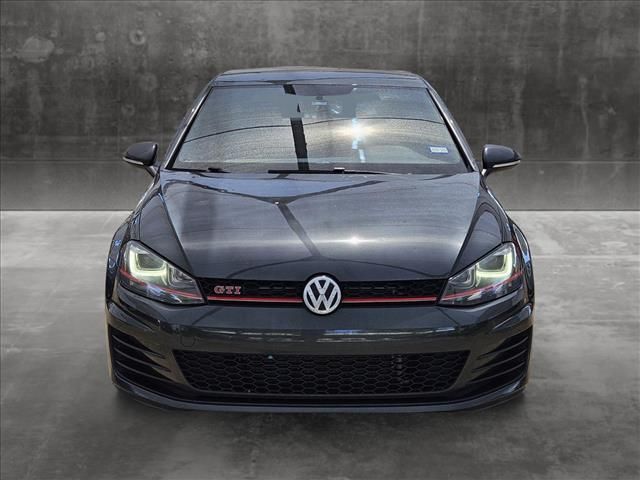 2017 Volkswagen Golf GTI Sport