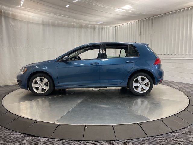 2017 Volkswagen Golf SEL