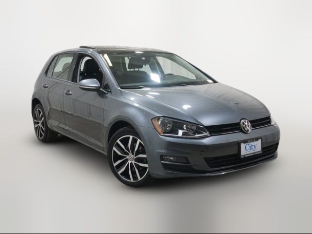 2017 Volkswagen Golf SE