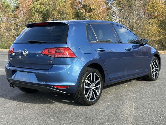 2017 Volkswagen Golf SE