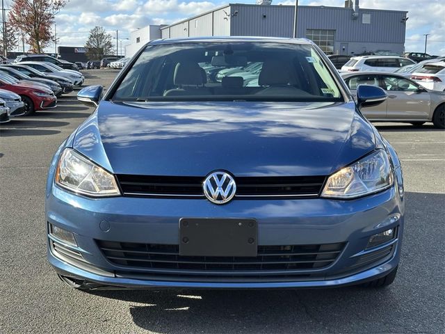 2017 Volkswagen Golf SE