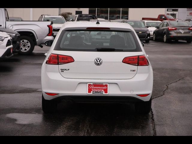 2017 Volkswagen Golf SE