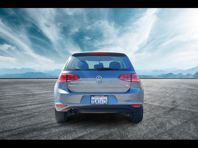 2017 Volkswagen Golf SE