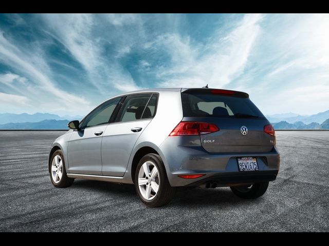 2017 Volkswagen Golf SE