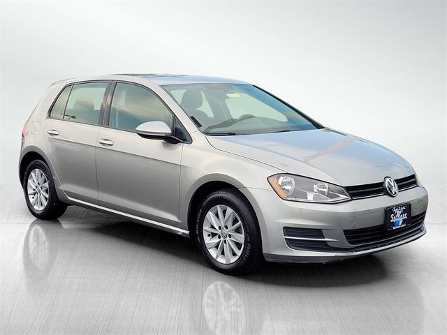 2017 Volkswagen Golf 