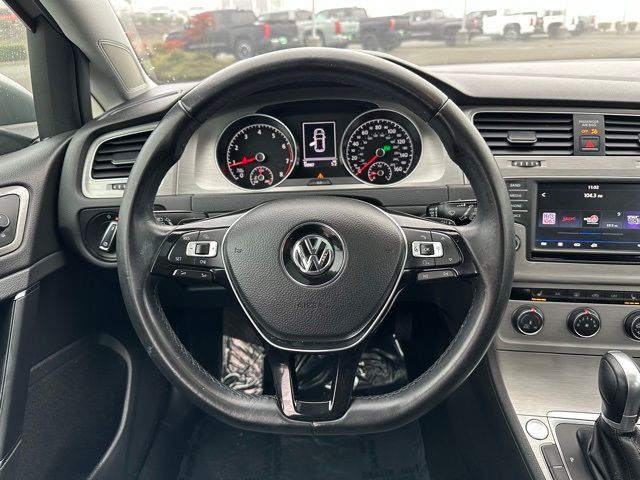 2017 Volkswagen Golf S