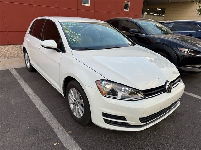 2017 Volkswagen Golf S