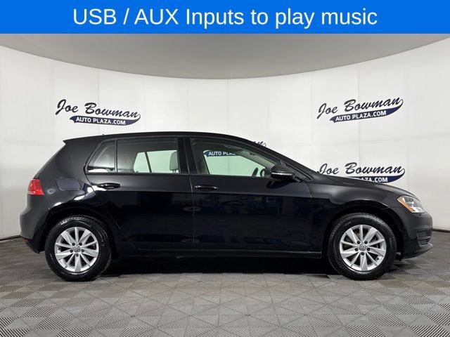 2017 Volkswagen Golf Wolfsburg Edition