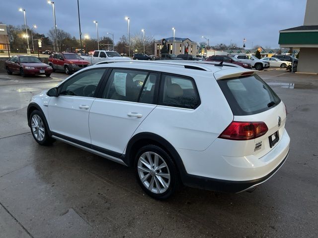 2017 Volkswagen Golf Alltrack 