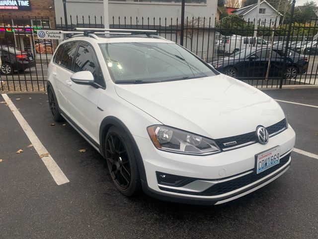 2017 Volkswagen Golf Alltrack SE