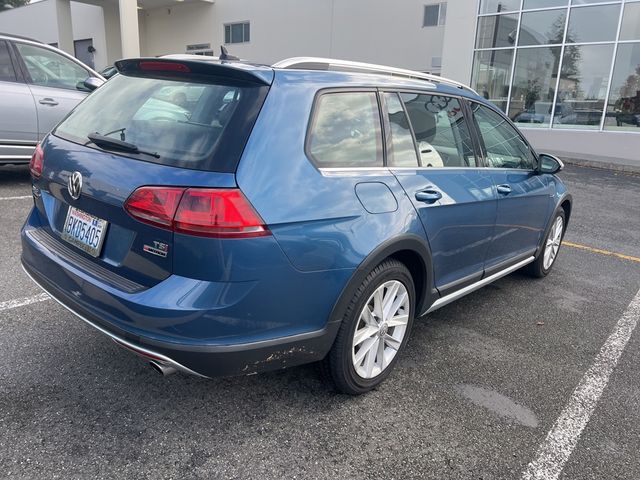 2017 Volkswagen Golf Alltrack 