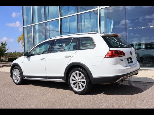 2017 Volkswagen Golf Alltrack 