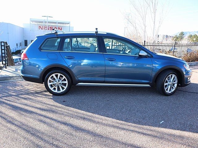 2017 Volkswagen Golf Alltrack 