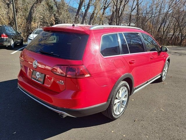 2017 Volkswagen Golf Alltrack S