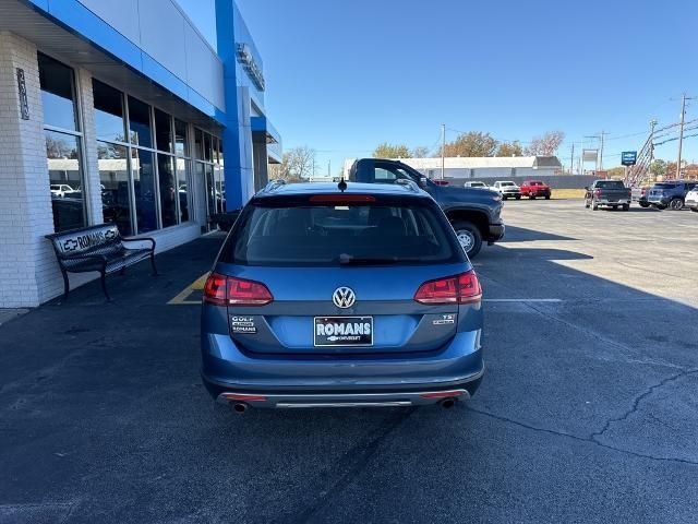 2017 Volkswagen Golf Alltrack SE