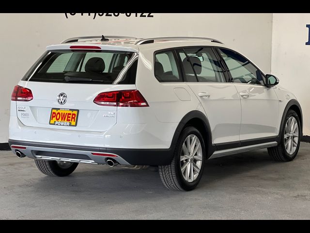 2017 Volkswagen Golf Alltrack SE