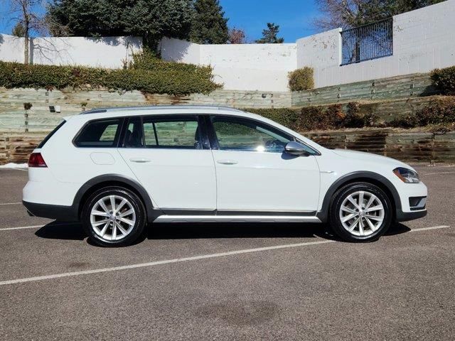 2017 Volkswagen Golf Alltrack S