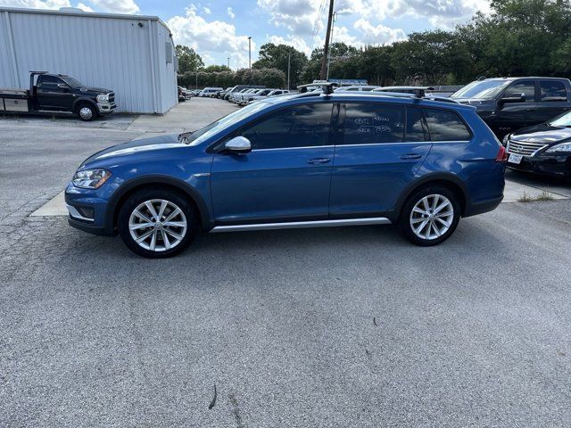 2017 Volkswagen Golf Alltrack S