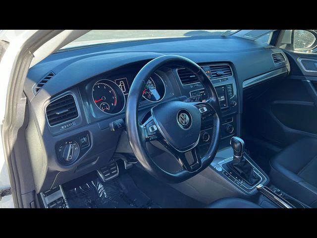 2017 Volkswagen Golf Alltrack SE