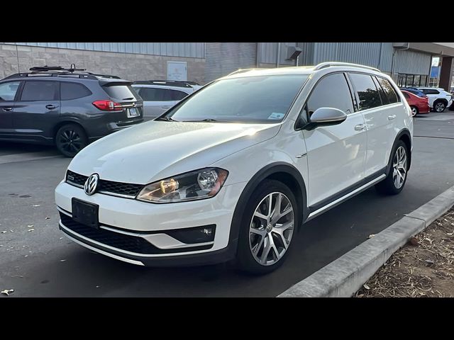 2017 Volkswagen Golf Alltrack SE