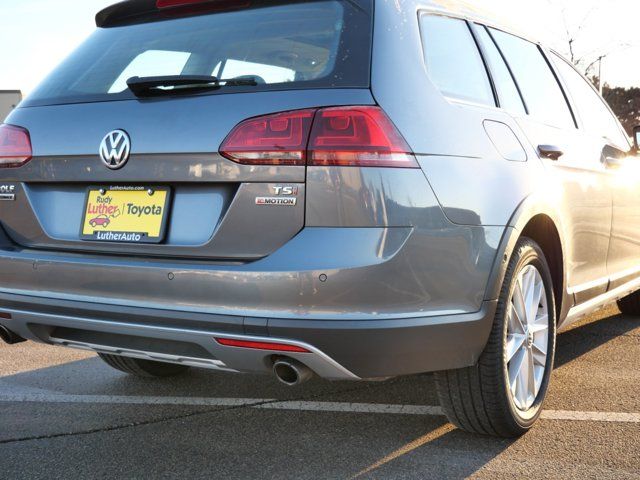 2017 Volkswagen Golf Alltrack SE