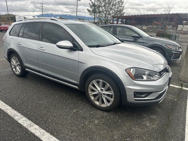 2017 Volkswagen Golf Alltrack SE