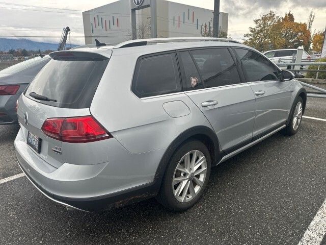 2017 Volkswagen Golf Alltrack SE