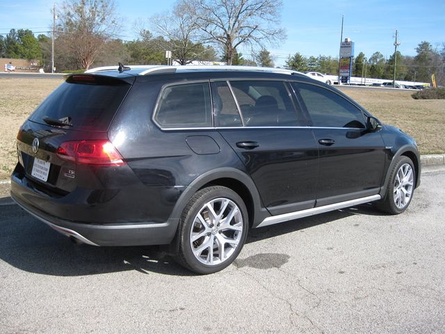 2017 Volkswagen Golf Alltrack 