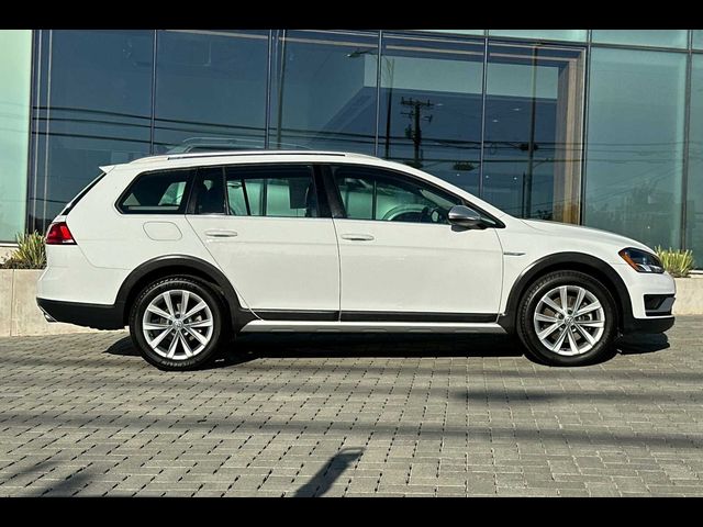 2017 Volkswagen Golf Alltrack 