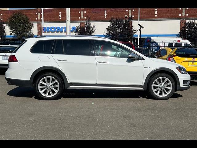 2017 Volkswagen Golf Alltrack S