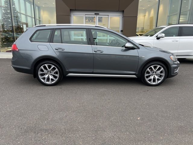 2017 Volkswagen Golf Alltrack S