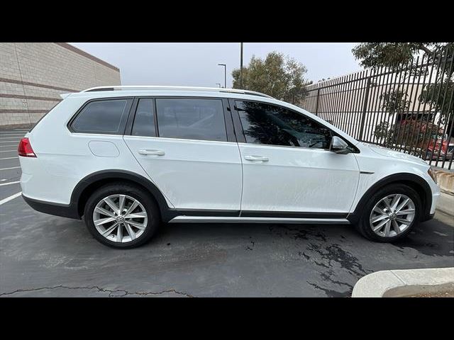 2017 Volkswagen Golf Alltrack SE