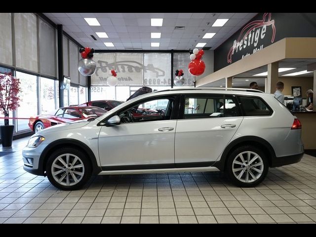 2017 Volkswagen Golf Alltrack SE