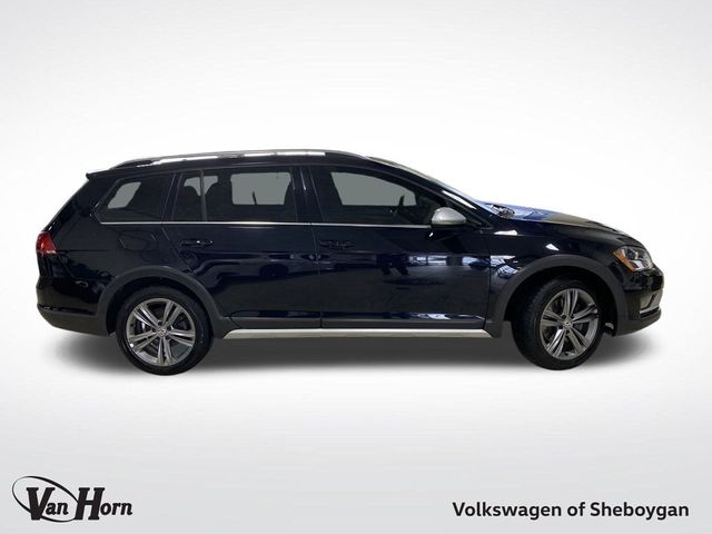 2017 Volkswagen Golf Alltrack SE