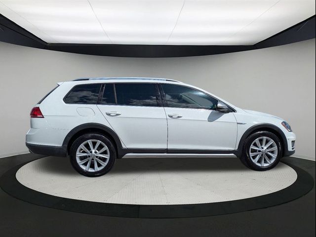 2017 Volkswagen Golf Alltrack SE