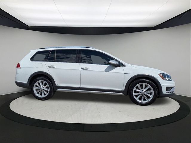 2017 Volkswagen Golf Alltrack SE