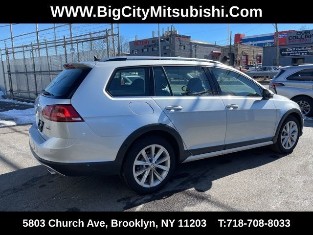 2017 Volkswagen Golf Alltrack SE