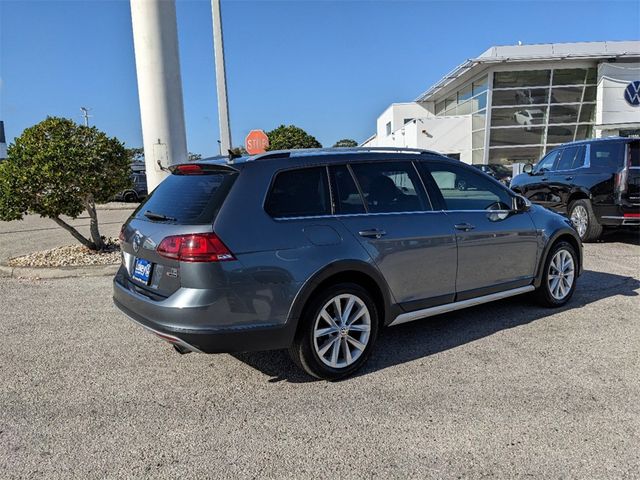 2017 Volkswagen Golf Alltrack SE