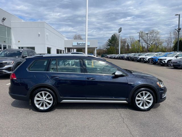 2017 Volkswagen Golf Alltrack SE